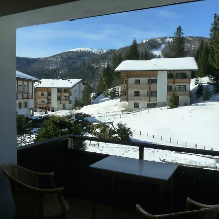 Ferienhaus Schaefer - Apartments - Wintersports - Family Holiday - Holiday With Your Dog - Rural & Scenic Flattnitz Buitenkant foto